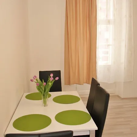 Mikovec Appartement Praag